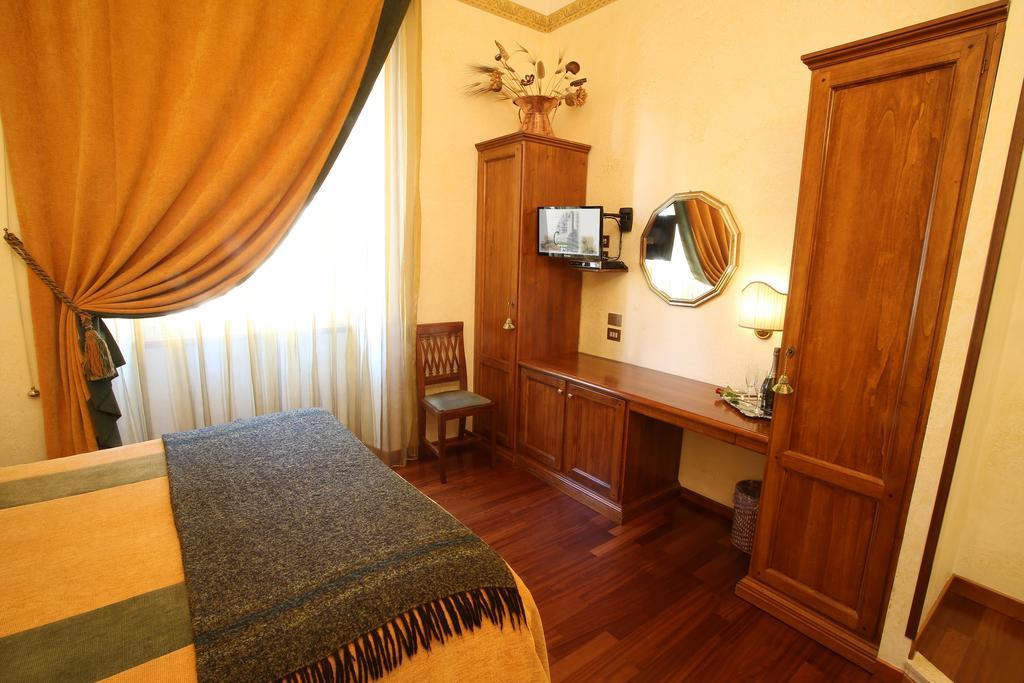 Bed and Breakfast Al Colonnato Di San Pietro Рим Экстерьер фото